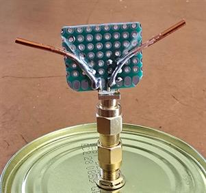 Illustrate the simple construction of the DIY  2.4 GHz antenna